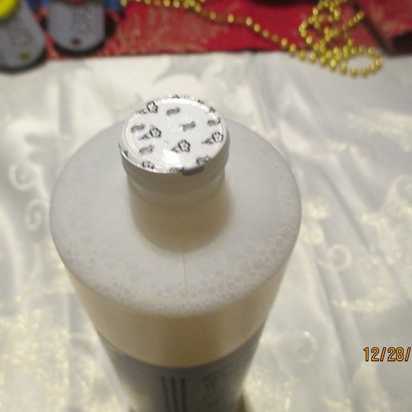 MRS MEYERS Clean Day Dish Soap SNOWDROP Scent FULL SIZE 16 Fl Oz. Hard To Find - Picture 3 of 4